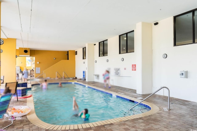 2600 N Ocean Blvd Unit 1406, Myrtle Beach, SC 29577 - view of indoor pool