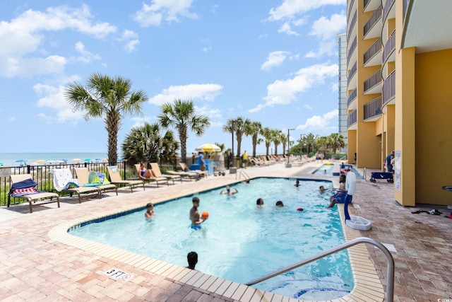 2600 N Ocean Blvd Unit 1406, Myrtle Beach, SC 29577 - community pool with a patio