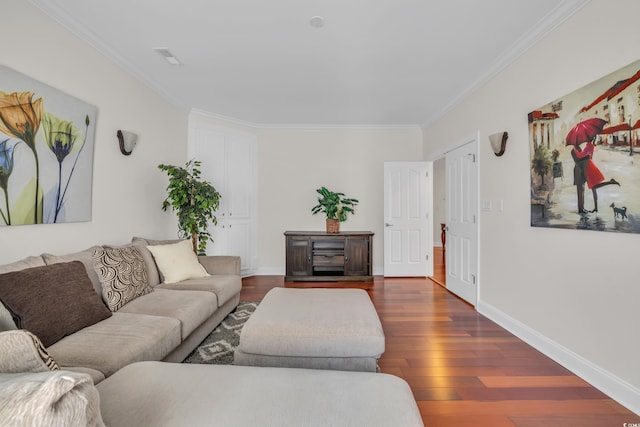 1619 Eastover Ln, North Myrtle Beach, SC 29582 - living area featuring ornamental molding, wood finished floors, and baseboards