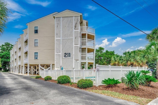211 N Hillside Dr Unit 204, North Myrtle Beach, SC 29582 - view of building exterior