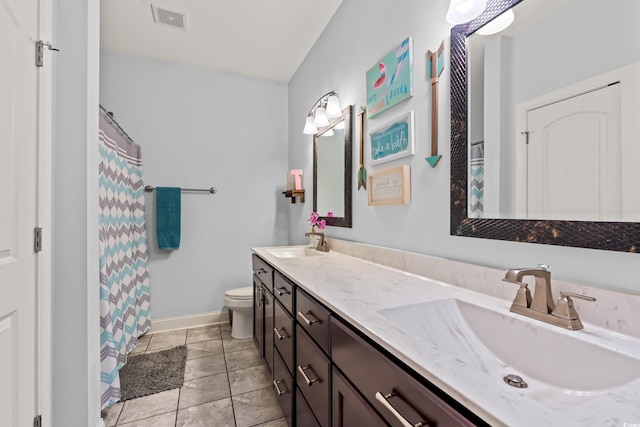 1051 Academy Dr, Conway, SC 29526 - full bathroom featuring double vanity, toilet, baseboards, and curtained shower