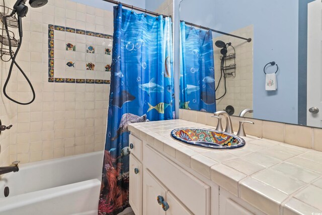 1501 Harbor Dr, North Myrtle Beach, SC 29582 - bathroom featuring vanity and shower / bath combo