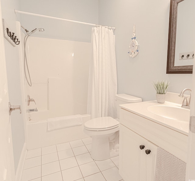 698 Riverwalk Dr Unit 304, Myrtle Beach, SC 29579 - bathroom featuring shower / bathtub combination with curtain, toilet, vanity, and tile patterned floors