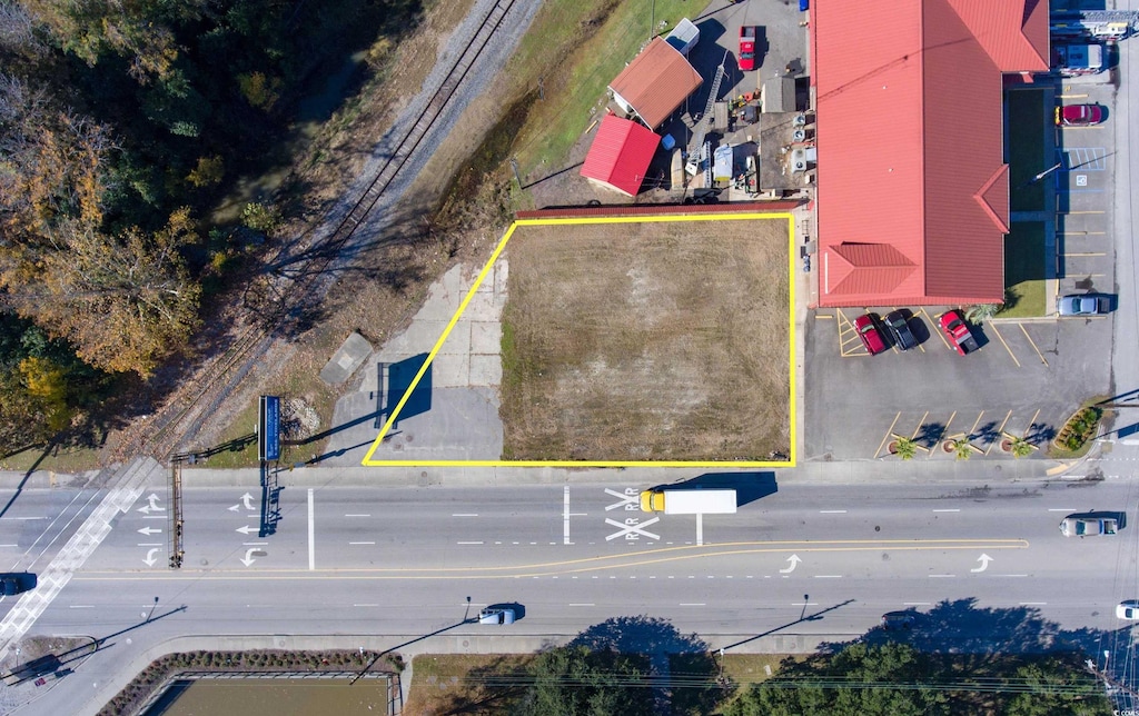 125 N Fraser St, Georgetown, SC 29440 - photo 1