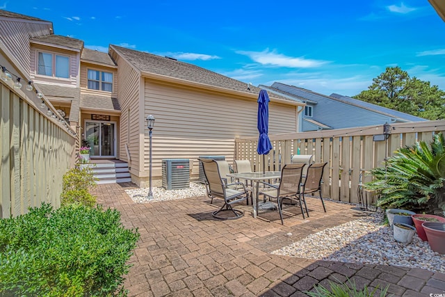 4018 Fairway Lakes Dr Unit 4018, Myrtle Beach, SC 29577 - fenced backyard with a patio area and outdoor dining area