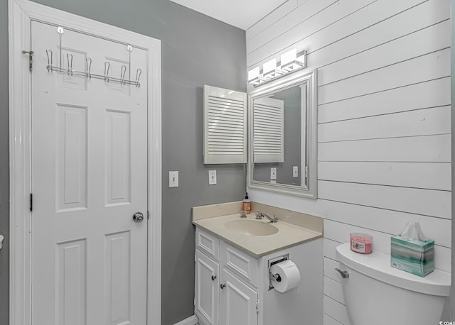 4018 Fairway Lakes Dr Unit 4018, Myrtle Beach, SC 29577 - bathroom with vanity and wood walls