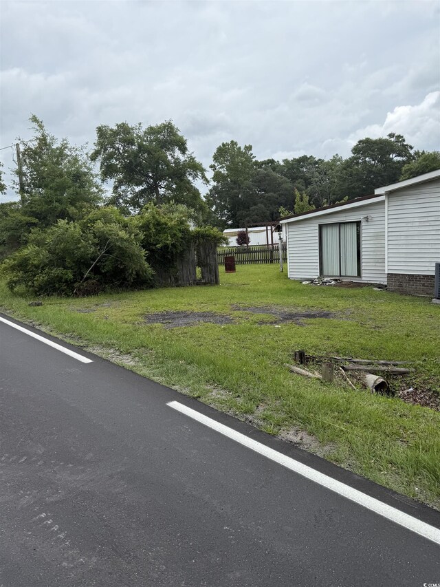 794 Lewis Ln, Murrells Inlet, SC 29576