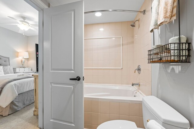 603 S Ocean Blvd Unit 1504, North Myrtle Beach, SC 29582 - ensuite bathroom featuring tiled shower / bath combo, ceiling fan, and recessed lighting
