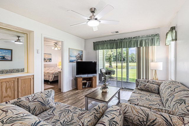 537 White River Dr Unit 17C, Myrtle Beach, SC 29579 - living area featuring ceiling fan and wood finished floors