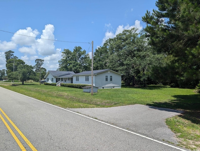 5370 Miracle Ln, Conway, SC 29526 - view of front of property with a front yard and crawl space