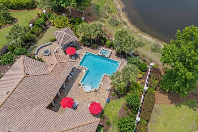 9737 Catalonia Ct, Myrtle Beach, SC 29579 - bird's eye view of a pool