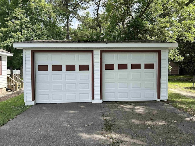404 E Andrews St, Hemingway, SC 29554 - view of detached garage