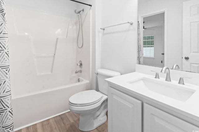 1331 Bermuda Ct, Surfside Beach, SC 29575 - bathroom with wood finished floors, vanity, shower / tub combo, and a ceiling fan