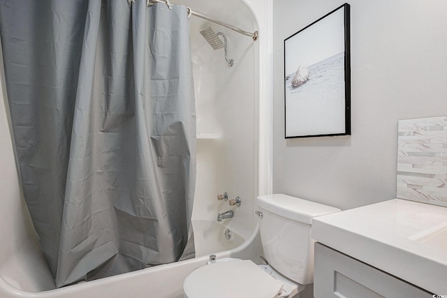 1930 Lake View Cir, Myrtle Beach, SC 29575 - full bath featuring shower / tub combo with curtain and vanity