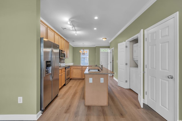945 Rosencrans Ln Unit B, Myrtle Beach, SC 29577 - kitchen with stainless steel appliances, ornamental molding, a chandelier, a peninsula, and light wood finished floors