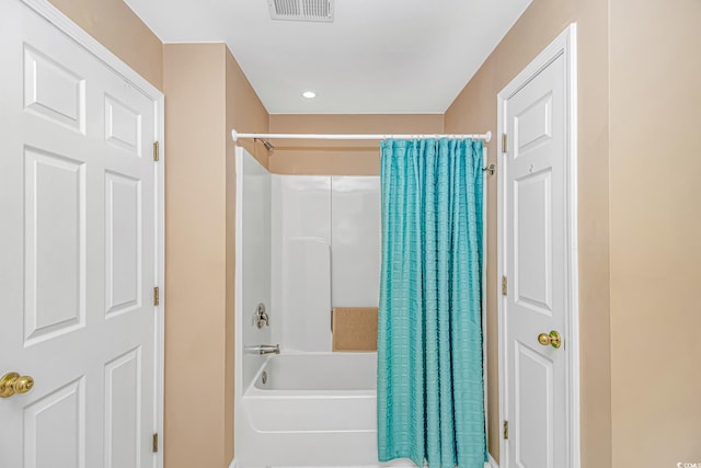 4366 Rivergate Ln Unit 306, Little River, SC 29566 - bathroom with shower / bath combination with curtain and recessed lighting