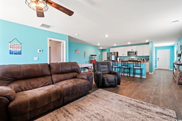 798 Woodland Farms Cir, Aynor, SC 29511 - living area featuring ceiling fan, dark wood-type flooring, and recessed lighting