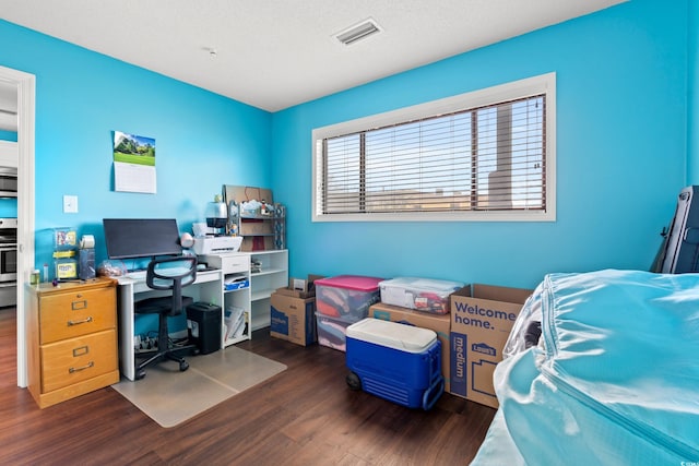 7700 Porcher Dr Unit 3205, Myrtle Beach, SC 29572 - home office with wood finished floors