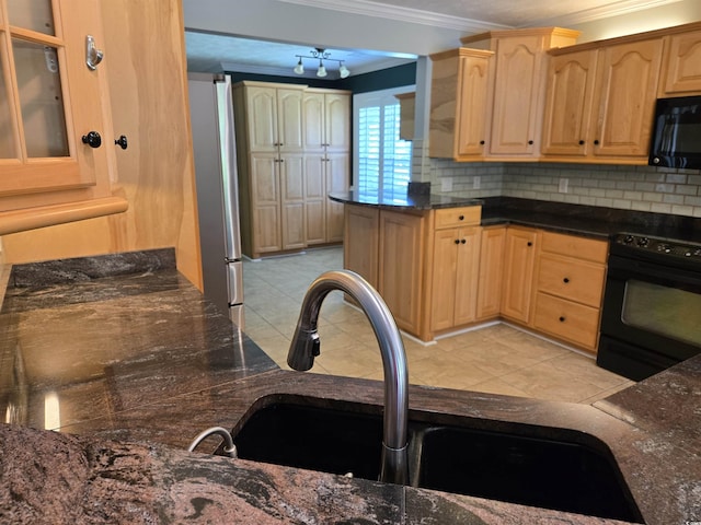 6542 Wellington Dr, Murrells Inlet, SC 29576 - kitchen featuring black appliances, crown molding, light brown cabinets, and backsplash
