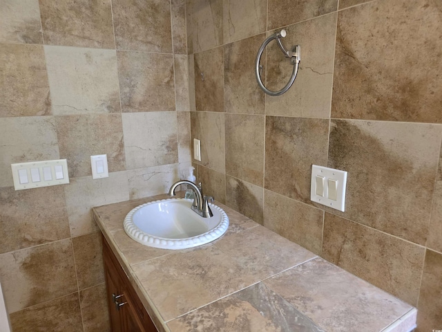 6542 Wellington Dr, Murrells Inlet, SC 29576 - bathroom featuring vanity