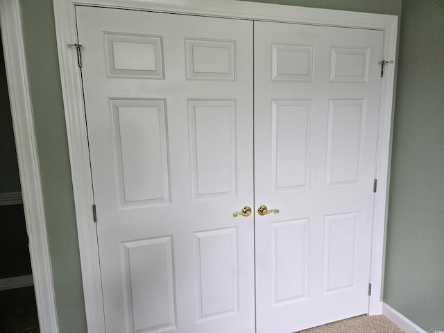 6542 Wellington Dr, Murrells Inlet, SC 29576 - detailed view of baseboards and carpet floors
