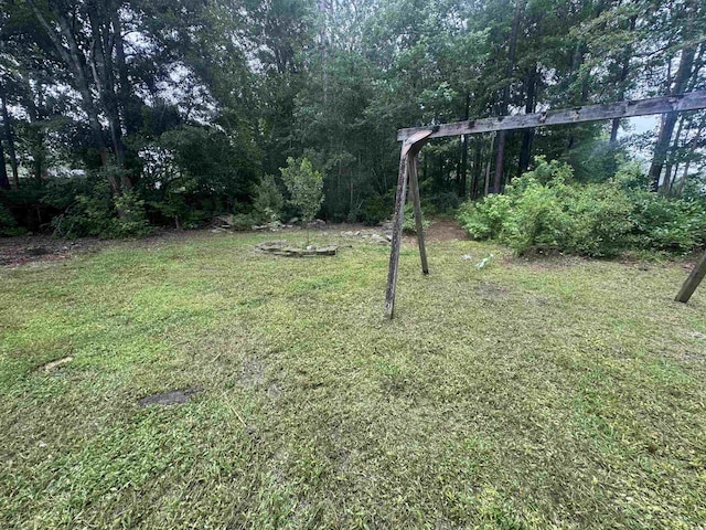 318 Muirfield Rd, Myrtle Beach, SC 29588 - view of grassy yard