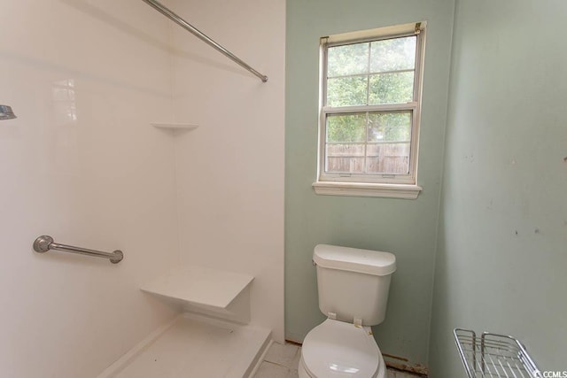 318 Muirfield Rd, Myrtle Beach, SC 29588 - bathroom featuring toilet and a shower