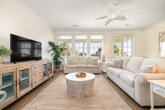 611 N Ocean Blvd, Surfside Beach, SC 29575 - living room featuring crown molding, wood finished floors, a ceiling fan, and recessed lighting