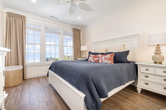 611 N Ocean Blvd, Surfside Beach, SC 29575 - bedroom with wood finished floors, crown molding, ceiling fan, and recessed lighting
