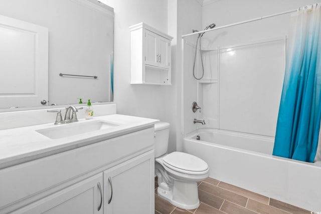 124 Castaway Key Dr, Pawleys Island, SC 29585 - full bathroom with shower / tub combo with curtain, vanity, and wood tiled floors