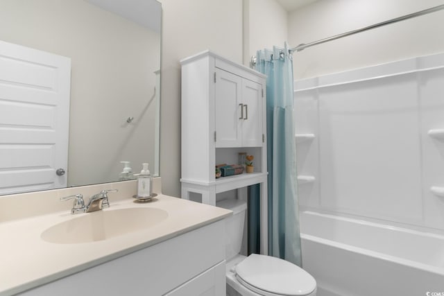 1029 Saltgrass Way, Myrtle Beach, SC 29588 - bathroom featuring vanity and shower / bath combo with shower curtain