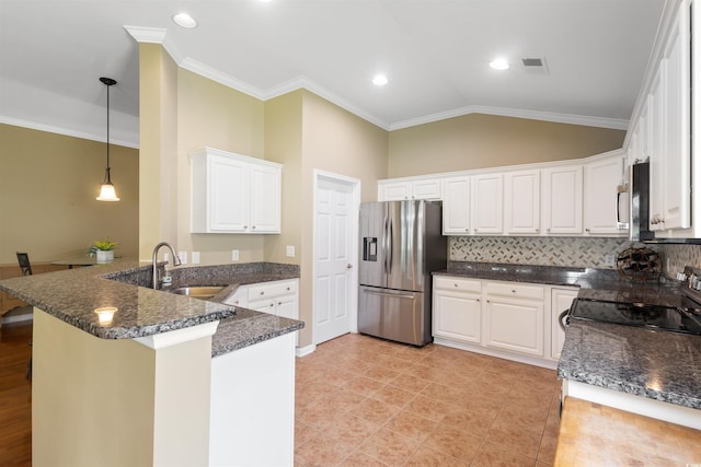 2210 Haystack Way, Myrtle Beach, SC 29579 - kitchen with stainless steel appliances, a peninsula, white cabinetry, backsplash, and decorative light fixtures