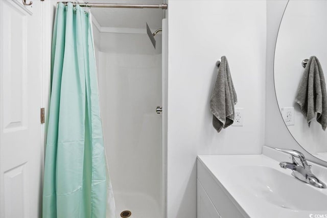 9400 Shore Dr Unit 409, Myrtle Beach, SC 29572 - full bath with a shower with shower curtain and vanity