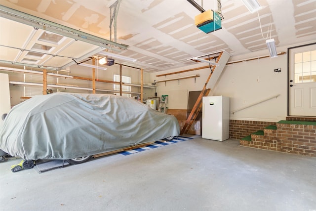 571 Fernwood Rd, Murrells Inlet, SC 29576 - garage featuring a garage door opener