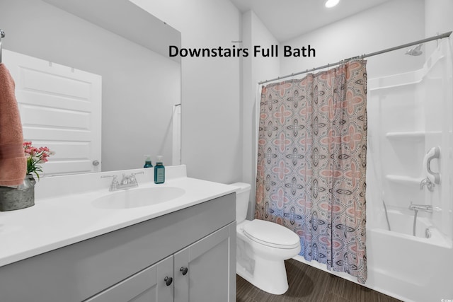 788 Dusty Pine Way, Myrtle Beach, SC 29588 - bathroom with vanity, shower / bath combo, and wood finished floors