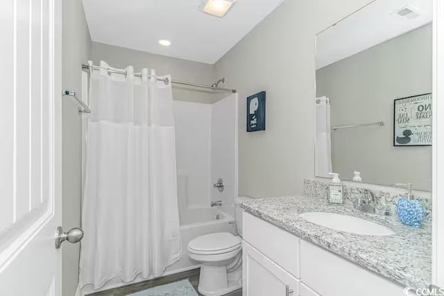 505CHESTERST 5th Ave N, Myrtle Beach, SC 29577 - bathroom featuring vanity and shower / bath combo with shower curtain