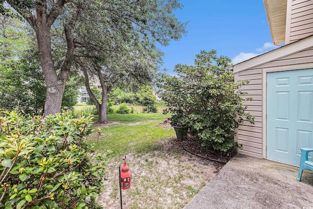 951 Plantation Dr Unit F1, Little River, SC 29566 - view of yard with a storage shed