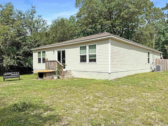 2021 Loblolly St, Georgetown, SC 29440 - manufactured / mobile home with a front yard