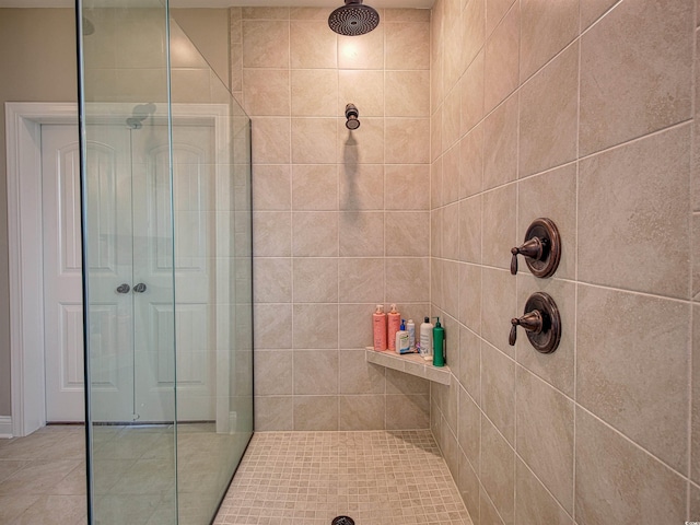376 Mikita Dr, Surfside Beach, SC 29575 - full bath with a tile shower