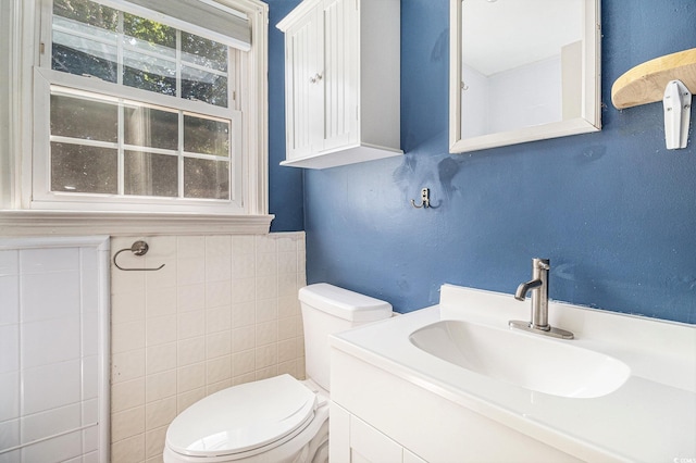 320 Edgewood Cir, Conway, SC 29527 - half bath with toilet and vanity