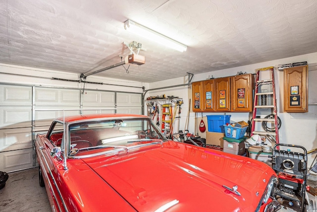 4726 Southern Trl, Myrtle Beach, SC 29579 - garage featuring a garage door opener
