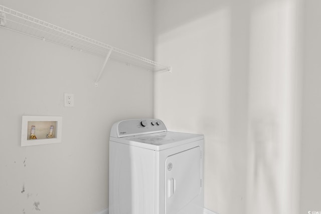 490 Calhoun Falls Dr, Myrtle Beach, SC 29579 - laundry area with washer / dryer and baseboards