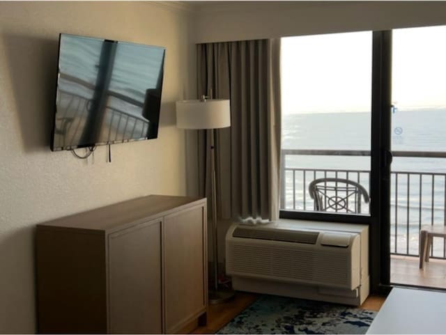 3000 N Ocean Blvd Unit 828, Myrtle Beach, SC 29577 - photo 5