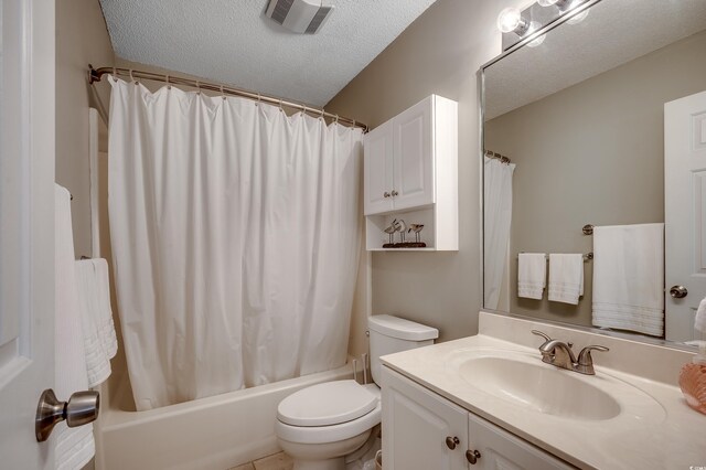 1010 Swan Lake Dr, North Myrtle Beach, SC 29582 - full bath with vanity, shower / bath combination with curtain, and a textured ceiling