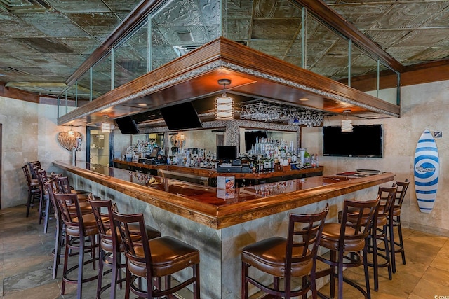 9400 Shore Dr Unit 716, Myrtle Beach, SC 29572 - indoor wet bar featuring an ornate ceiling