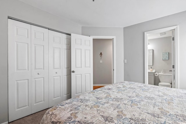 1100 Possum Trot Rd Unit F218, North Myrtle Beach, SC 29582 - bedroom featuring a closet and connected bathroom