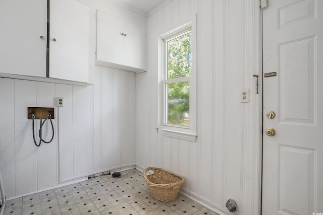 602 3rd Ave N, Myrtle Beach, SC 29577 - washroom with hookup for a washing machine, cabinet space, light floors, and crown molding