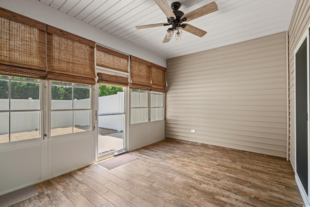 156 Parmelee Dr Unit D, Murrells Inlet, SC 29576 - unfurnished sunroom featuring a ceiling fan