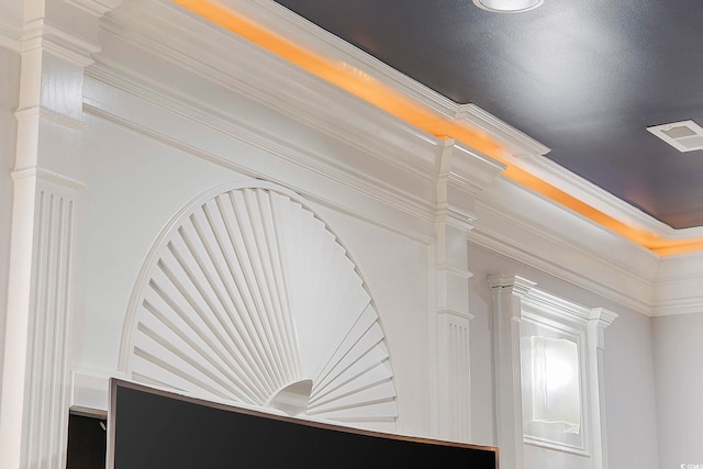 350 Saint Julian Ln, Myrtle Beach, SC 29579 - detailed view of crown molding