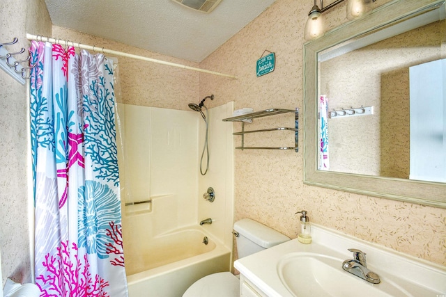 832 Villa Dr Unit 832, North Myrtle Beach, SC 29582 - bathroom with shower / bath combo with shower curtain, vanity, and a textured ceiling